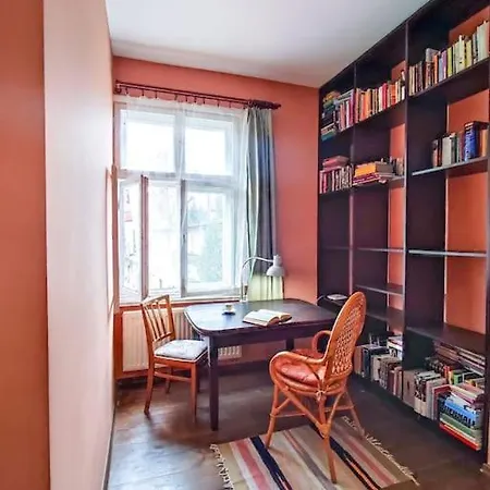 Stylish In Old Wrzeszcz 格但斯克